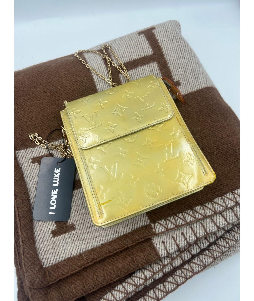 LOUIS VUITTON Горчичная сумка через плечо из лакированной кожи, фото 2