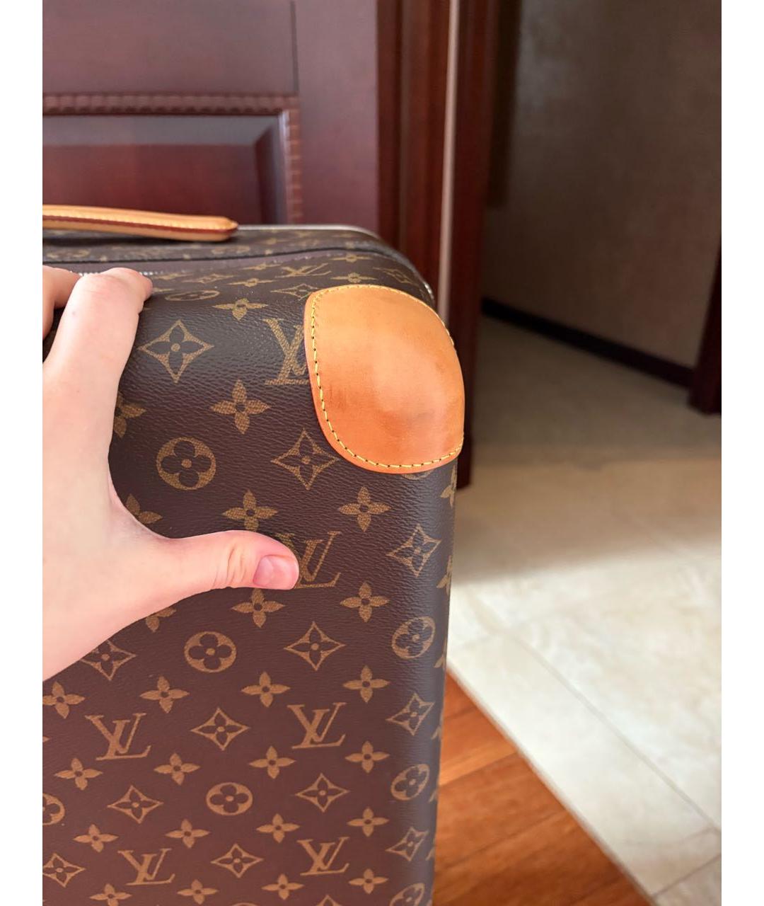 LOUIS VUITTON Коричневый кожаный чемодан, фото 2