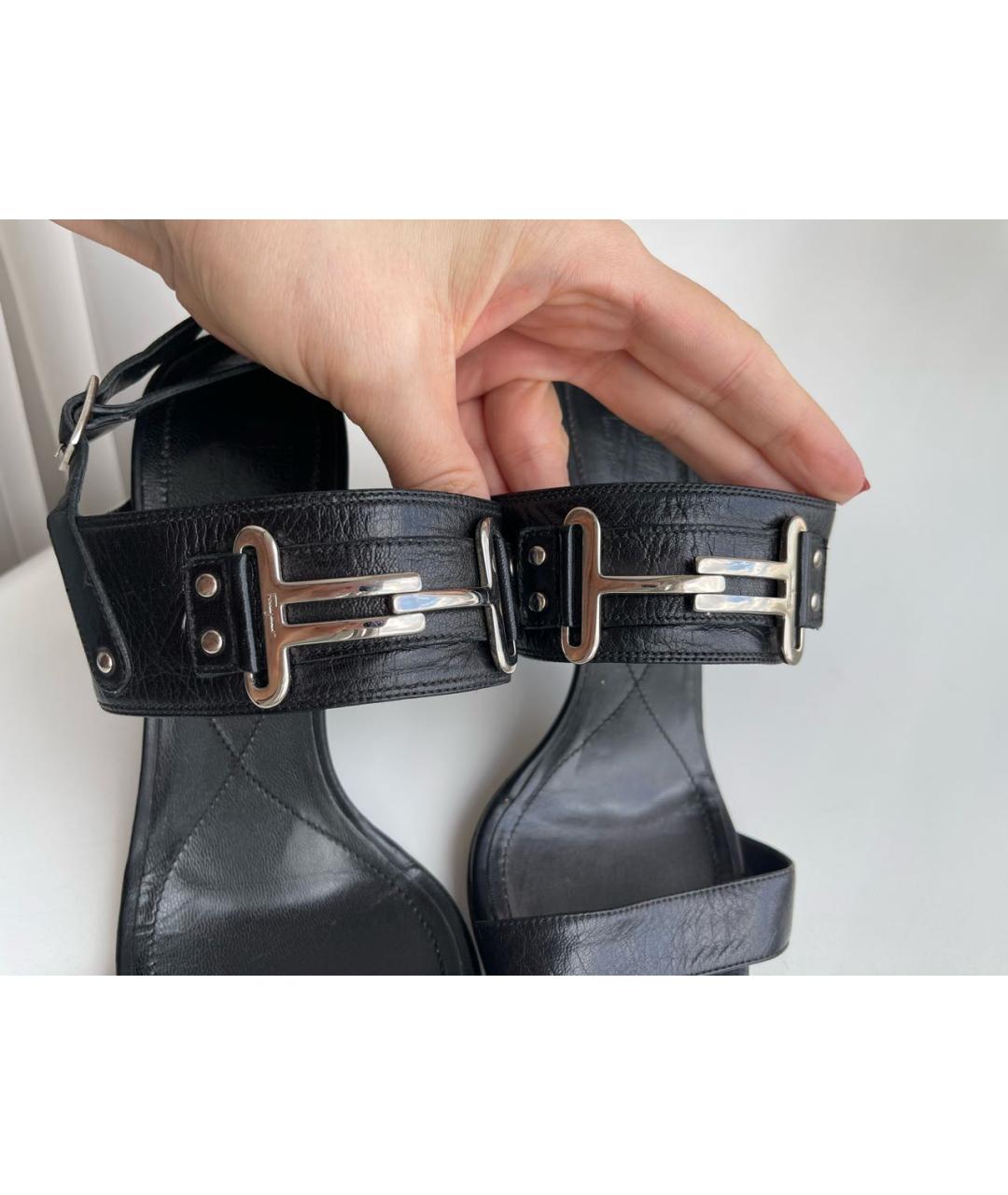 FERRAGAMO Черные кожаные босоножки, фото 3