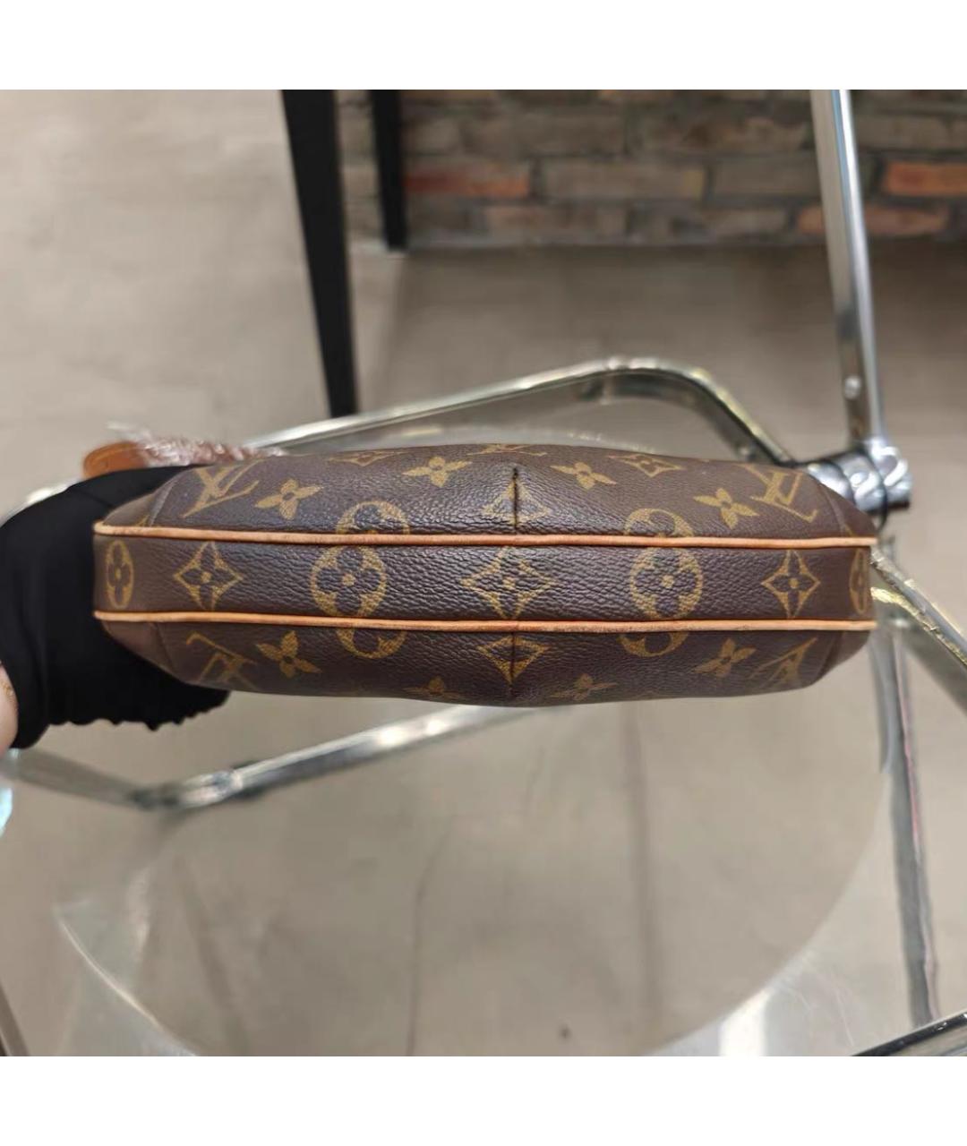 LOUIS VUITTON Коричневая сумка через плечо, фото 6