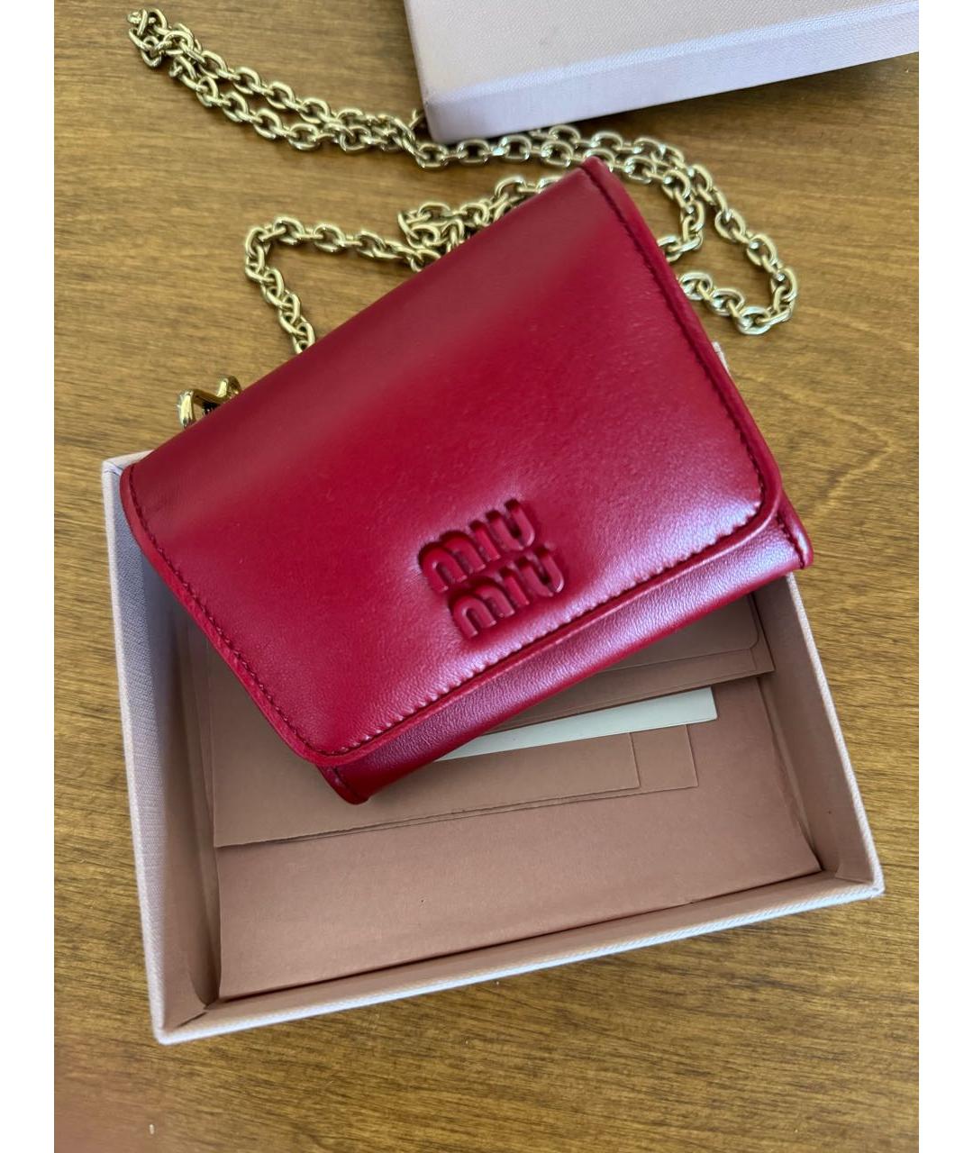 MIU MIU Красная кожаная сумка через плечо, фото 2