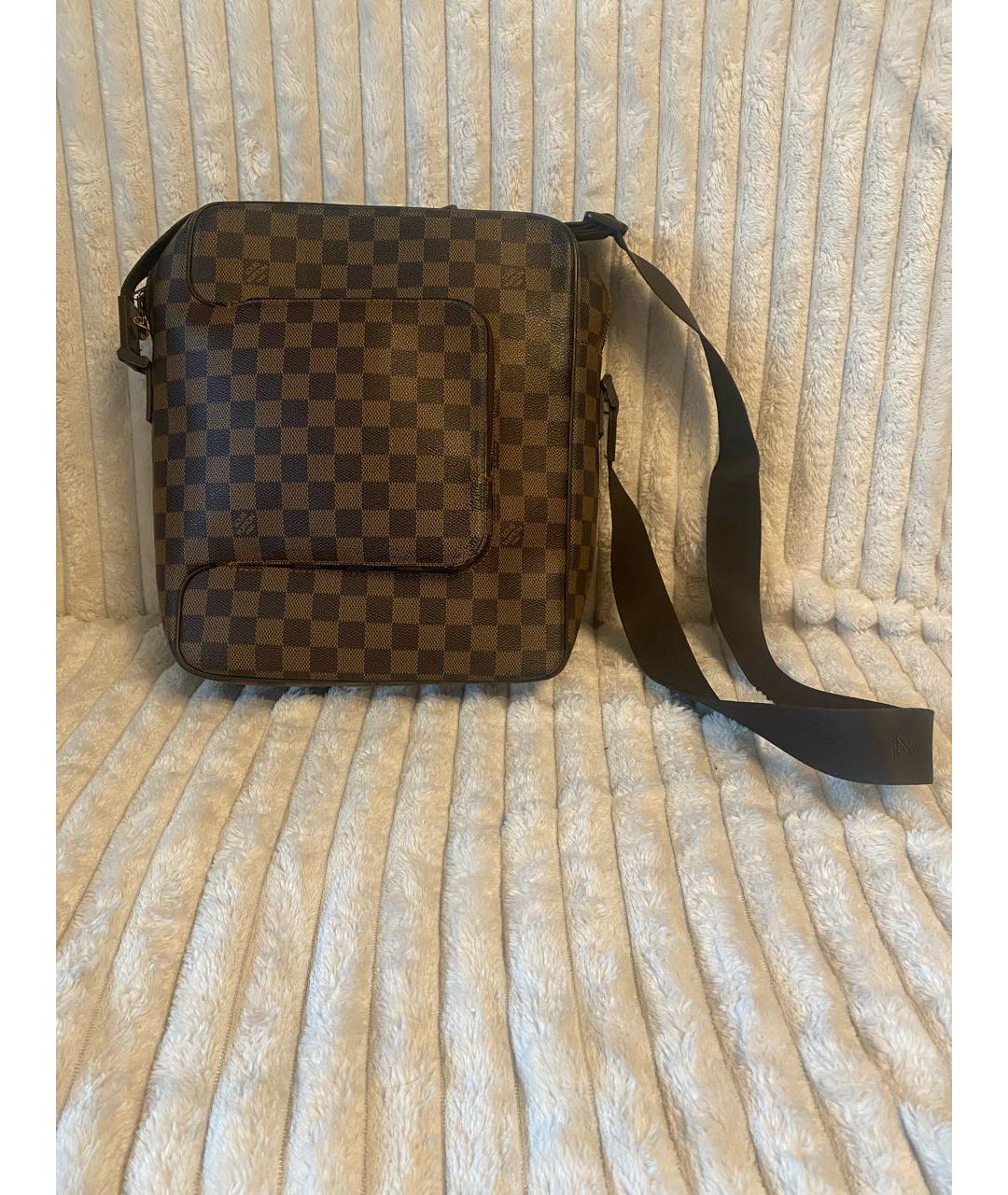 LOUIS VUITTON Коричневая сумка на плечо из искусственной кожи, фото 8