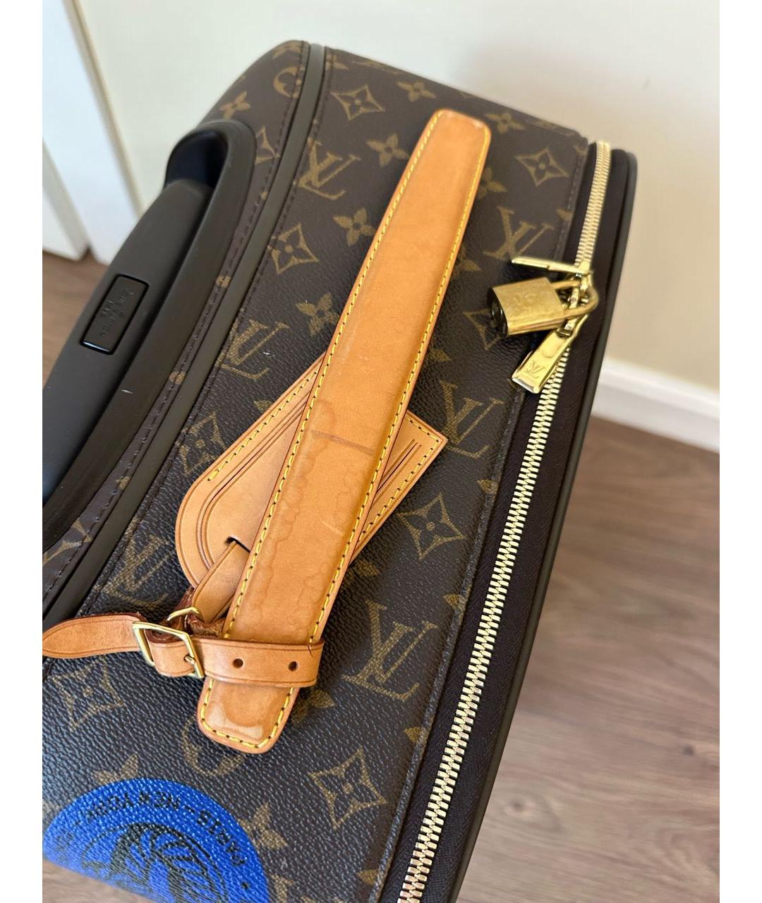 LOUIS VUITTON Коричневый кожаный чемодан, фото 7