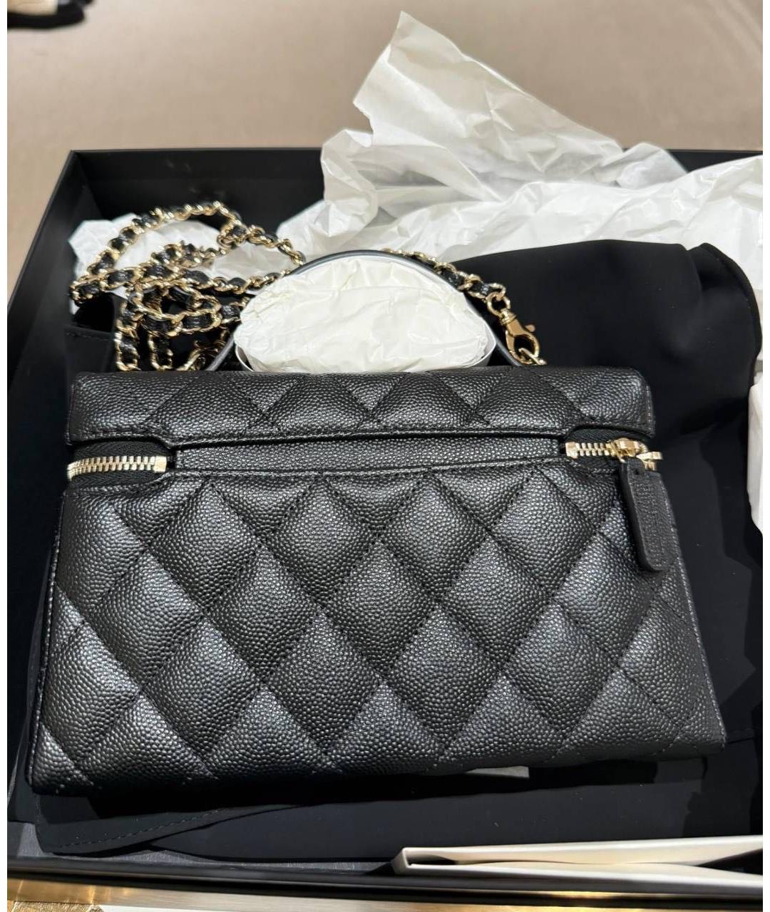 CHANEL Черная кожаная сумка с короткими ручками, фото 4
