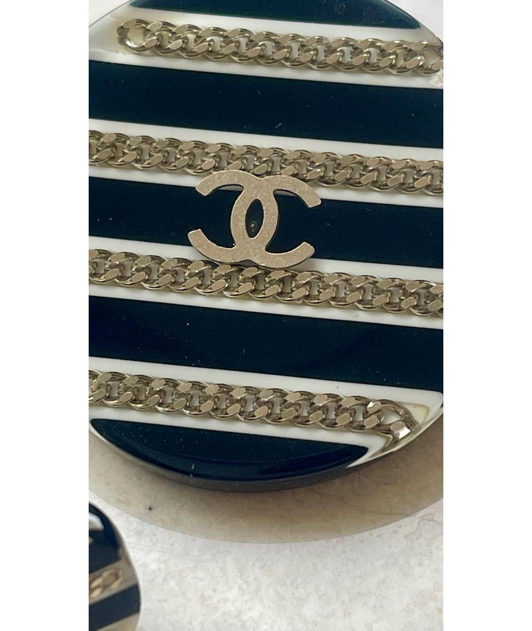 CHANEL Черная пластиковая булавка / брошь, фото 2