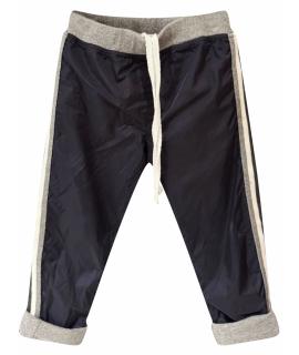 MONCLER Брюки и шорты