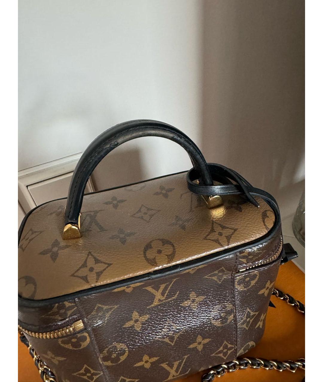LOUIS VUITTON Коричневая кожаная сумка с короткими ручками, фото 8