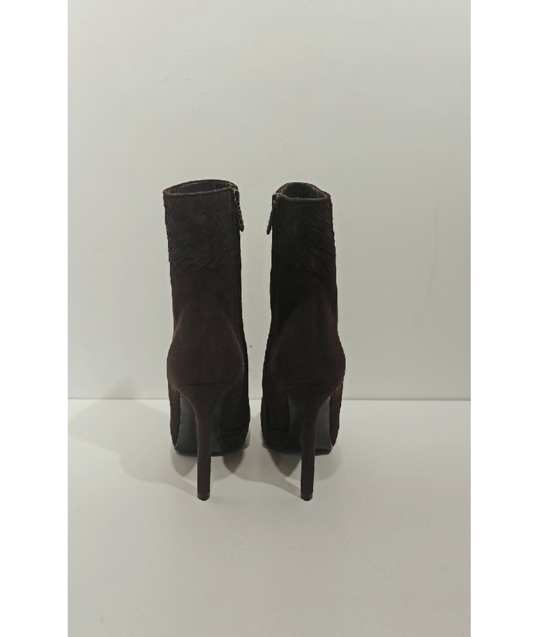 BOTTEGA VENETA Коричневые замшевые ботильоны, фото 3