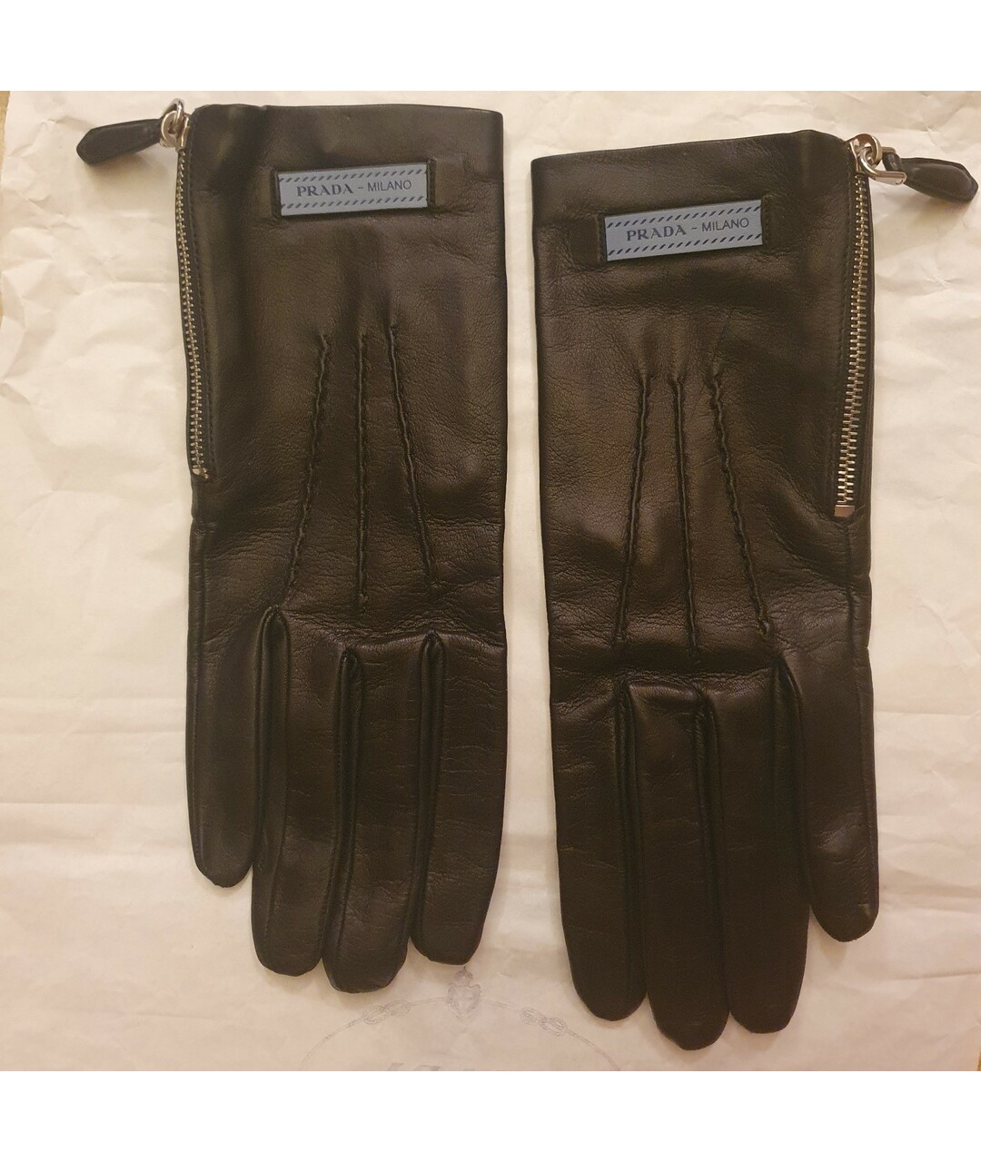 PRADA Черные кожаные перчатки, фото 8