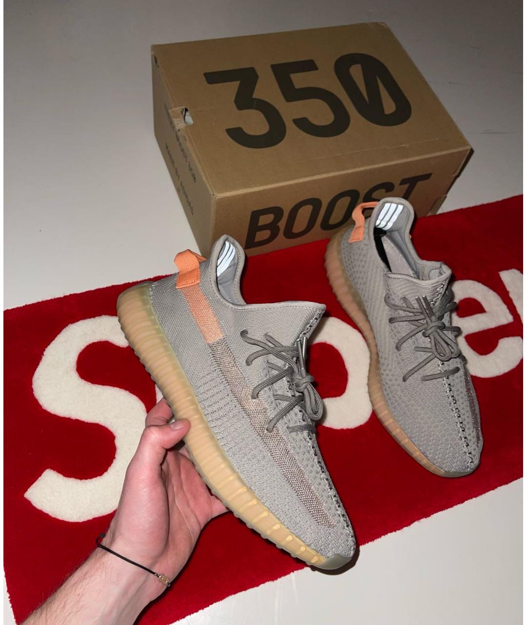 ADIDAS YEEZY Серые текстильные низкие кроссовки / кеды, фото 2