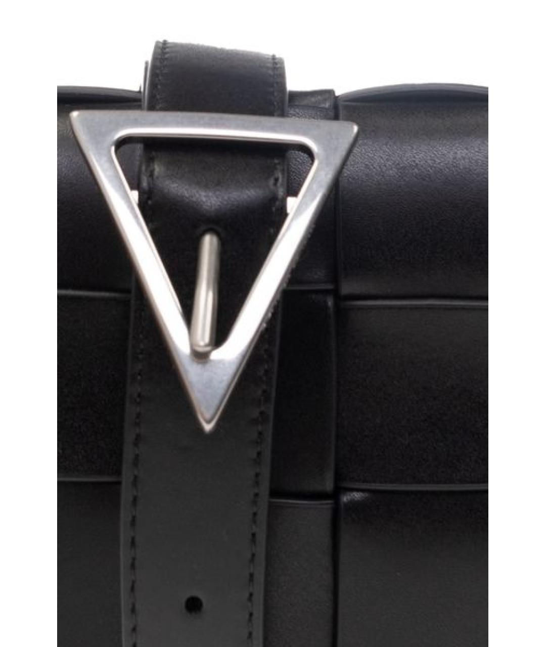 BOTTEGA VENETA Черная кожаная сумка на плечо, фото 4