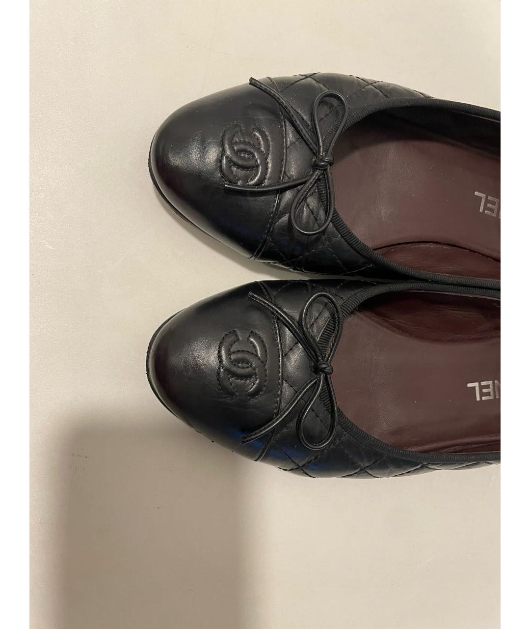 CHANEL Черные кожаные балетки, фото 5