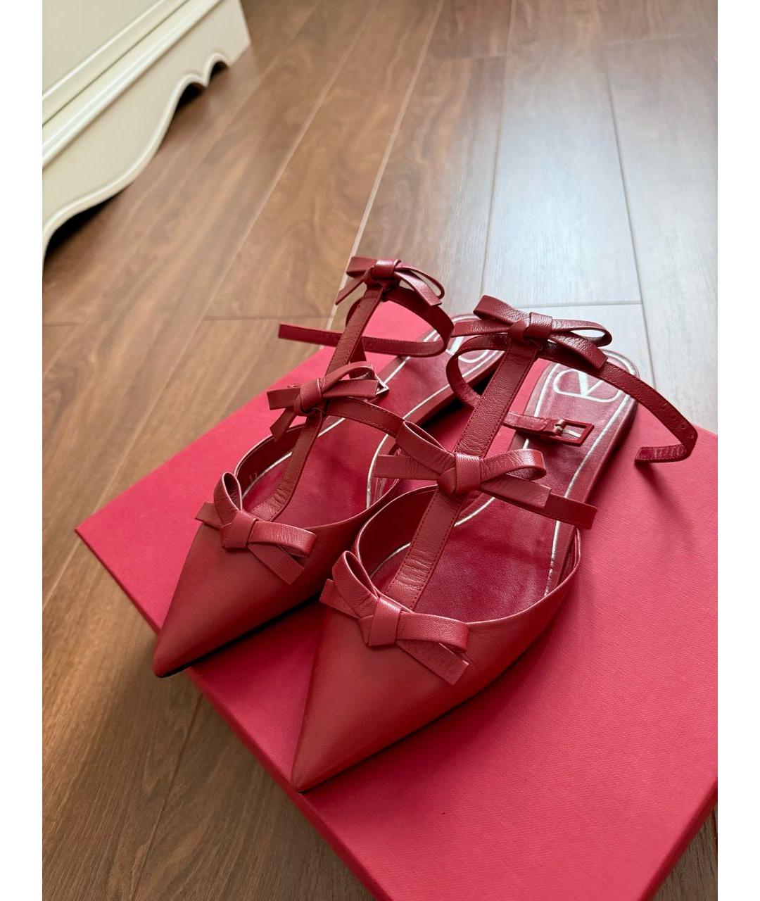 VALENTINO Красные кожаные босоножки, фото 9