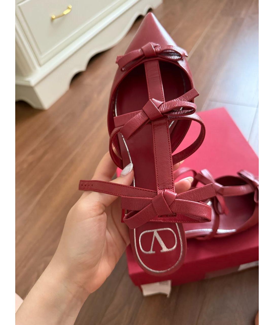 VALENTINO Красные кожаные босоножки, фото 5