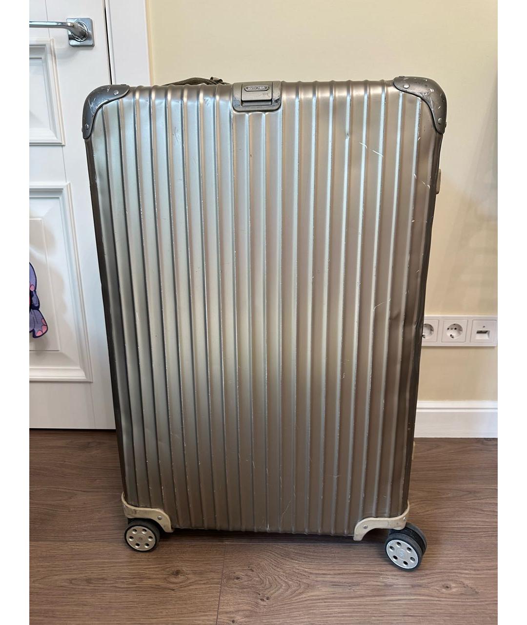 Rimowa Серый чемодан, фото 6