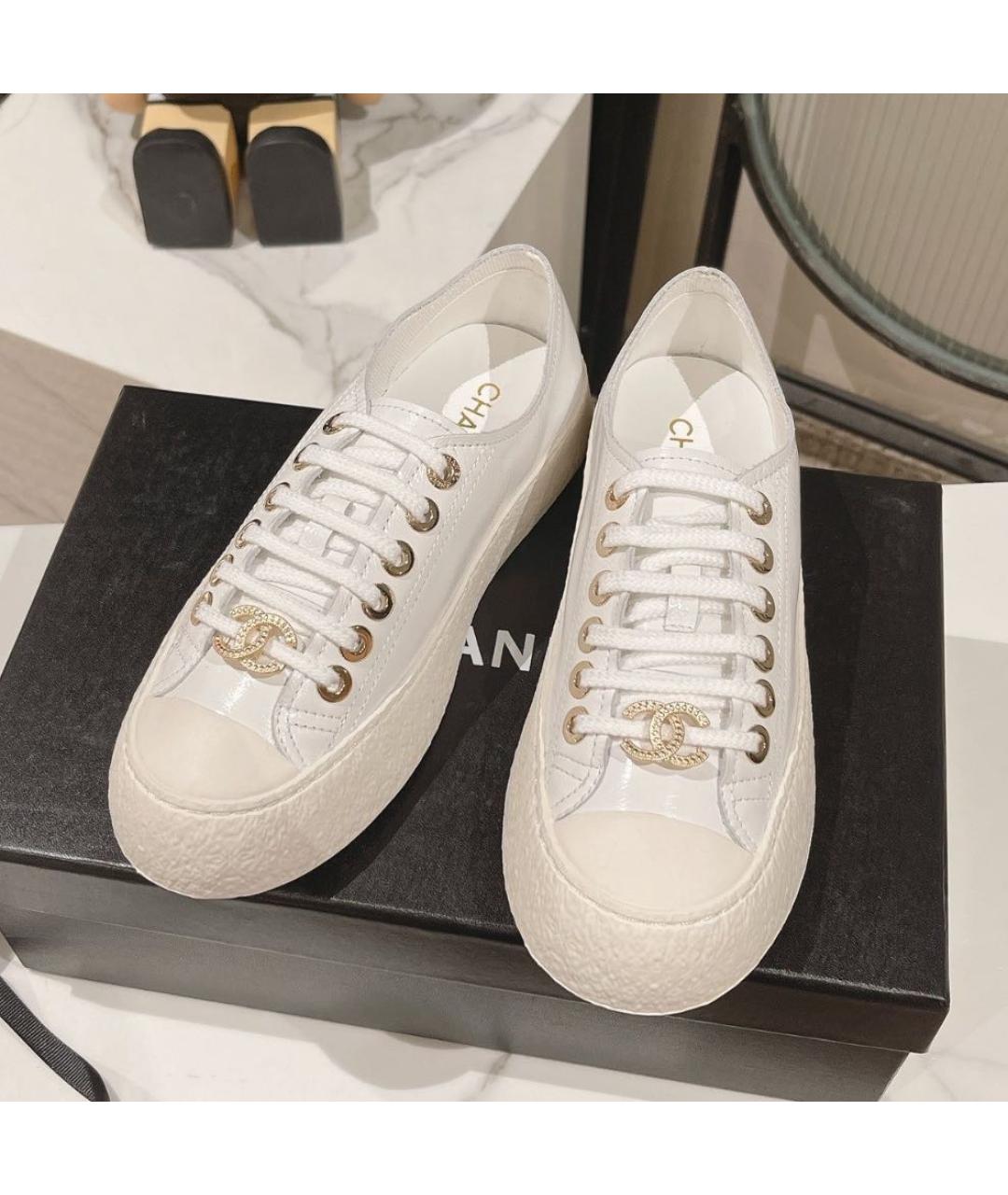 CHANEL Белые текстильные кеды, фото 3