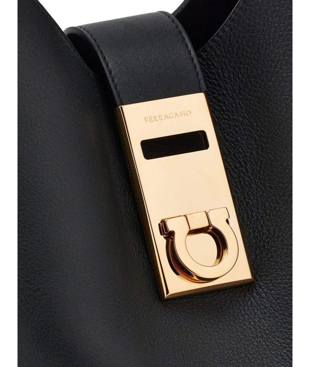FERRAGAMO Черная кожаная сумка через плечо, фото 2