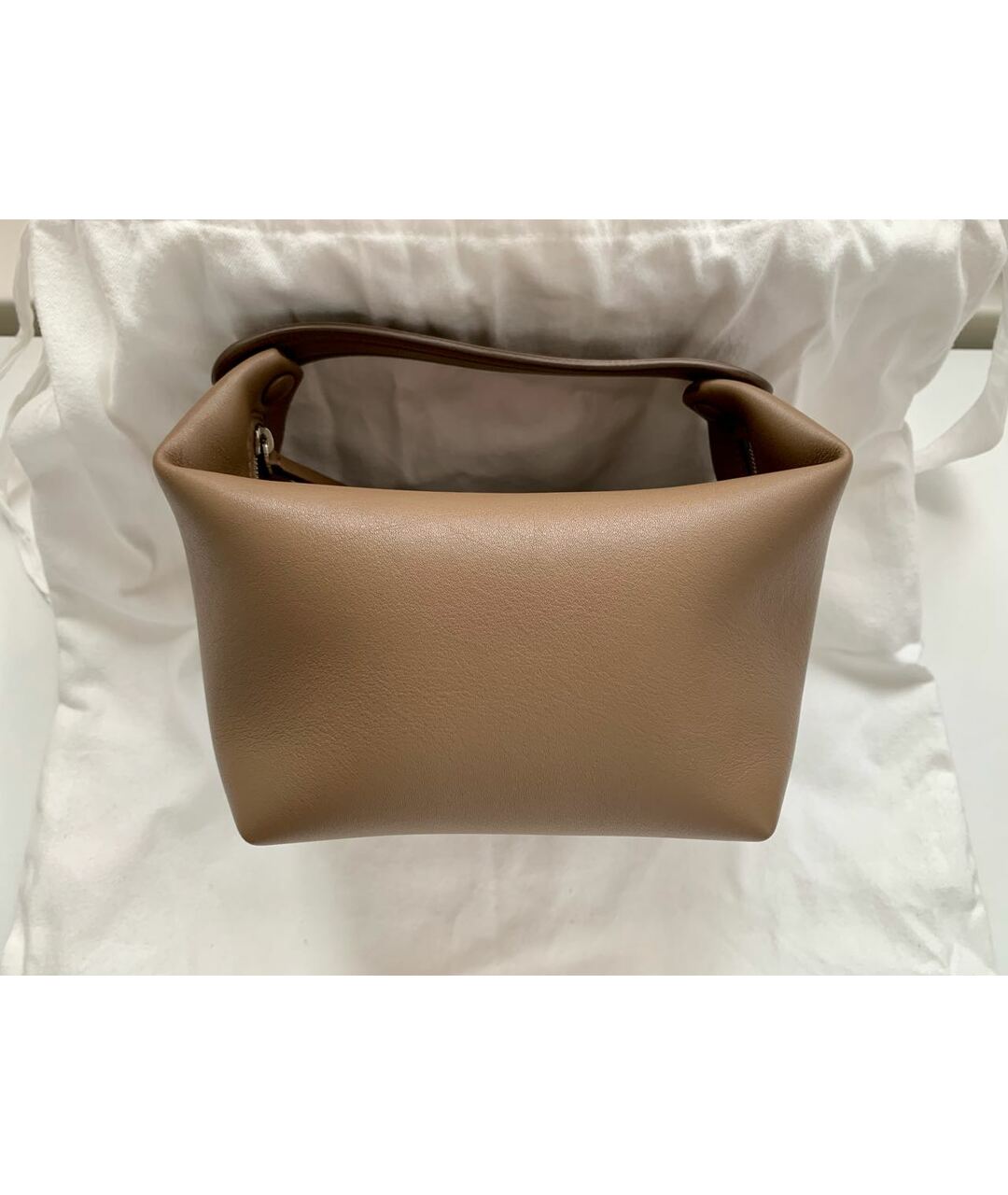 THE ROW Коричневая кожаная сумка тоут, фото 7