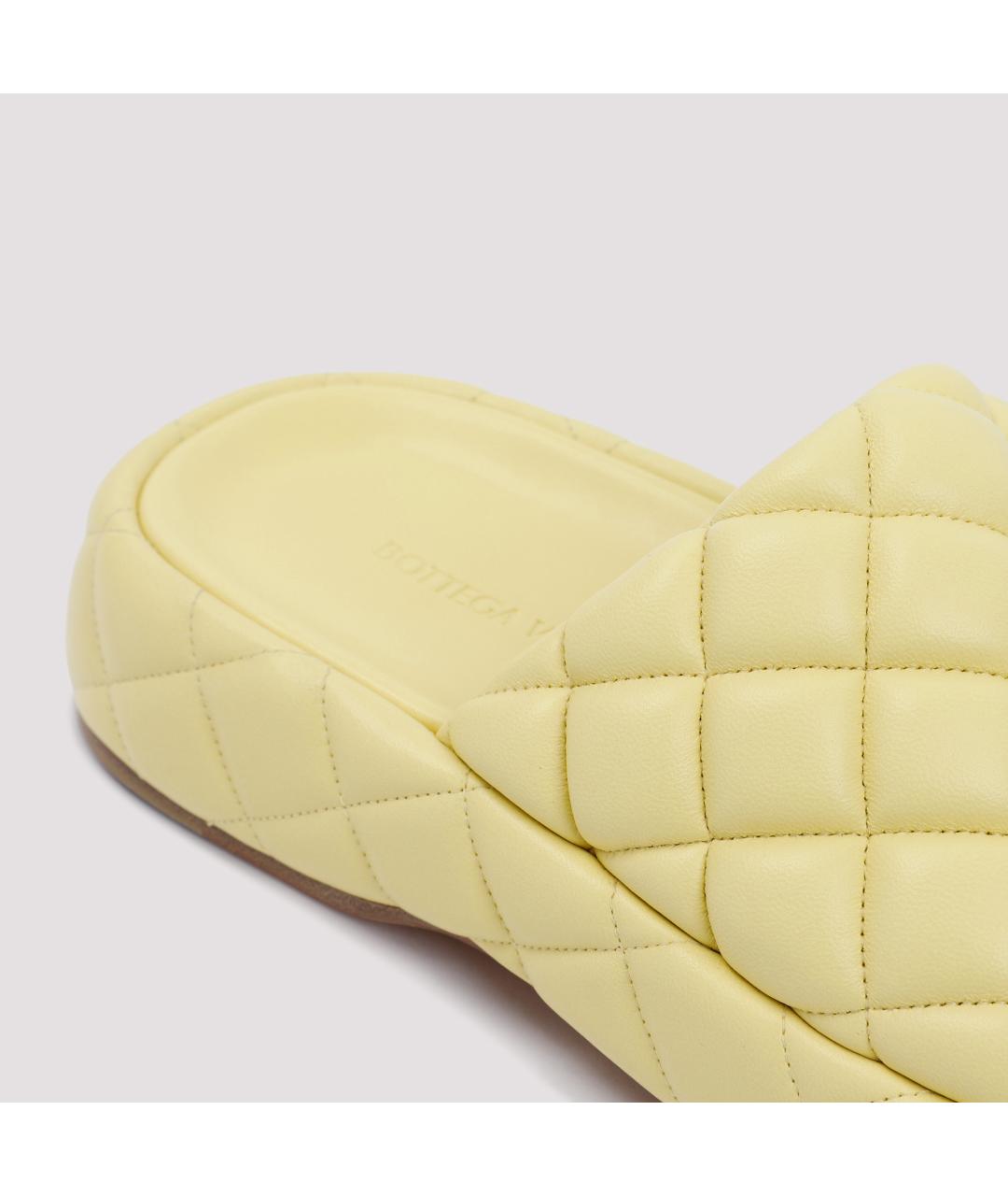 BOTTEGA VENETA Желтые кожаные шлепанцы, фото 5