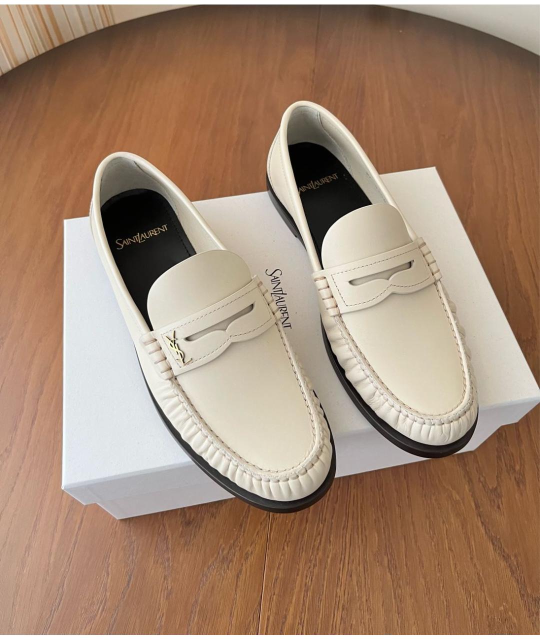 SAINT LAURENT Белые кожаные лоферы, фото 2