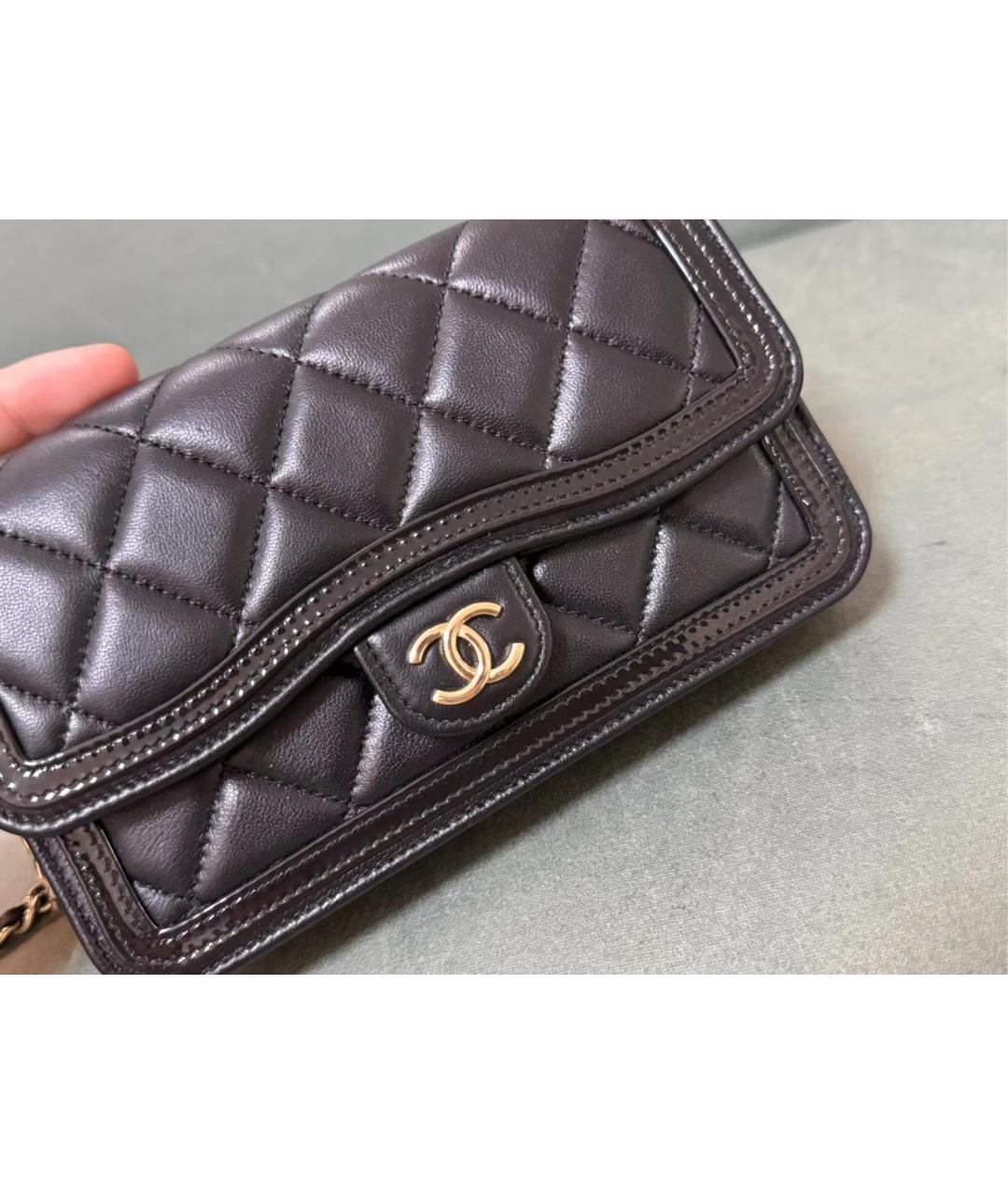 CHANEL Черная кожаная сумка через плечо, фото 6