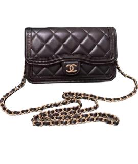 CHANEL Сумка через плечо