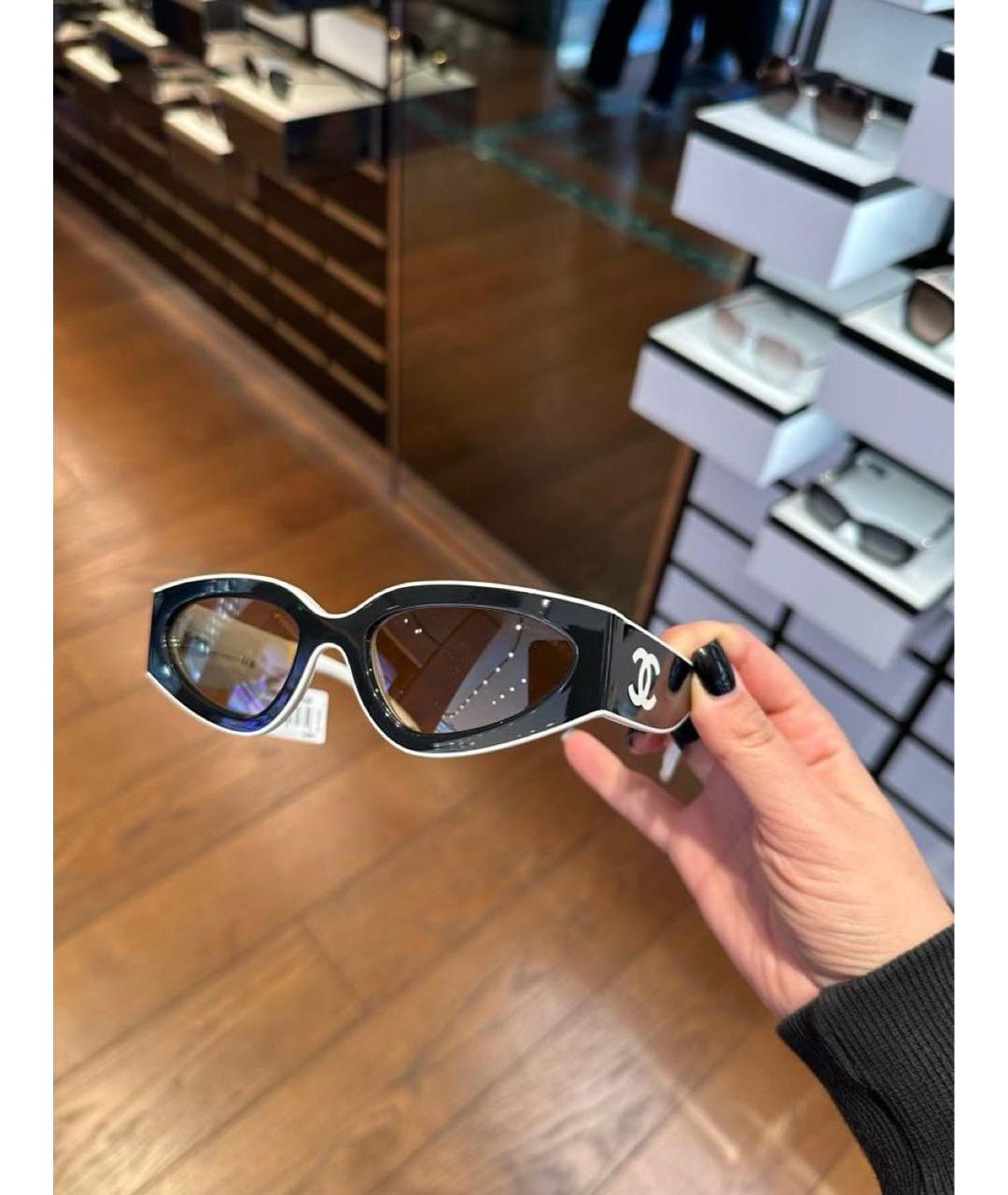 CHANEL Белые пластиковые солнцезащитные очки, фото 2