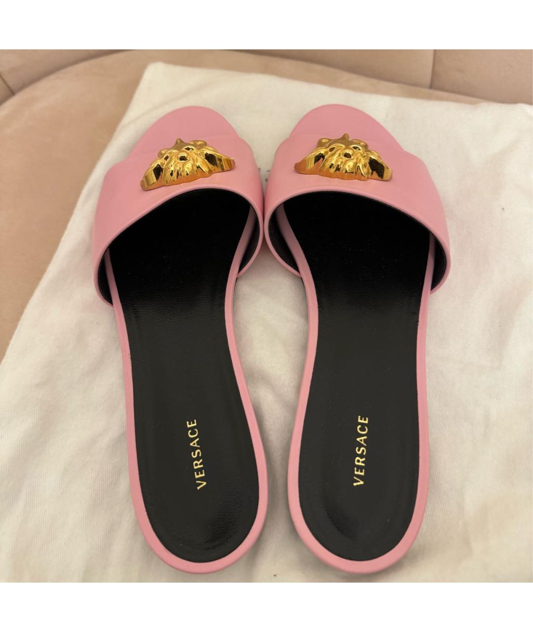 VERSACE Розовые кожаные босоножки, фото 4