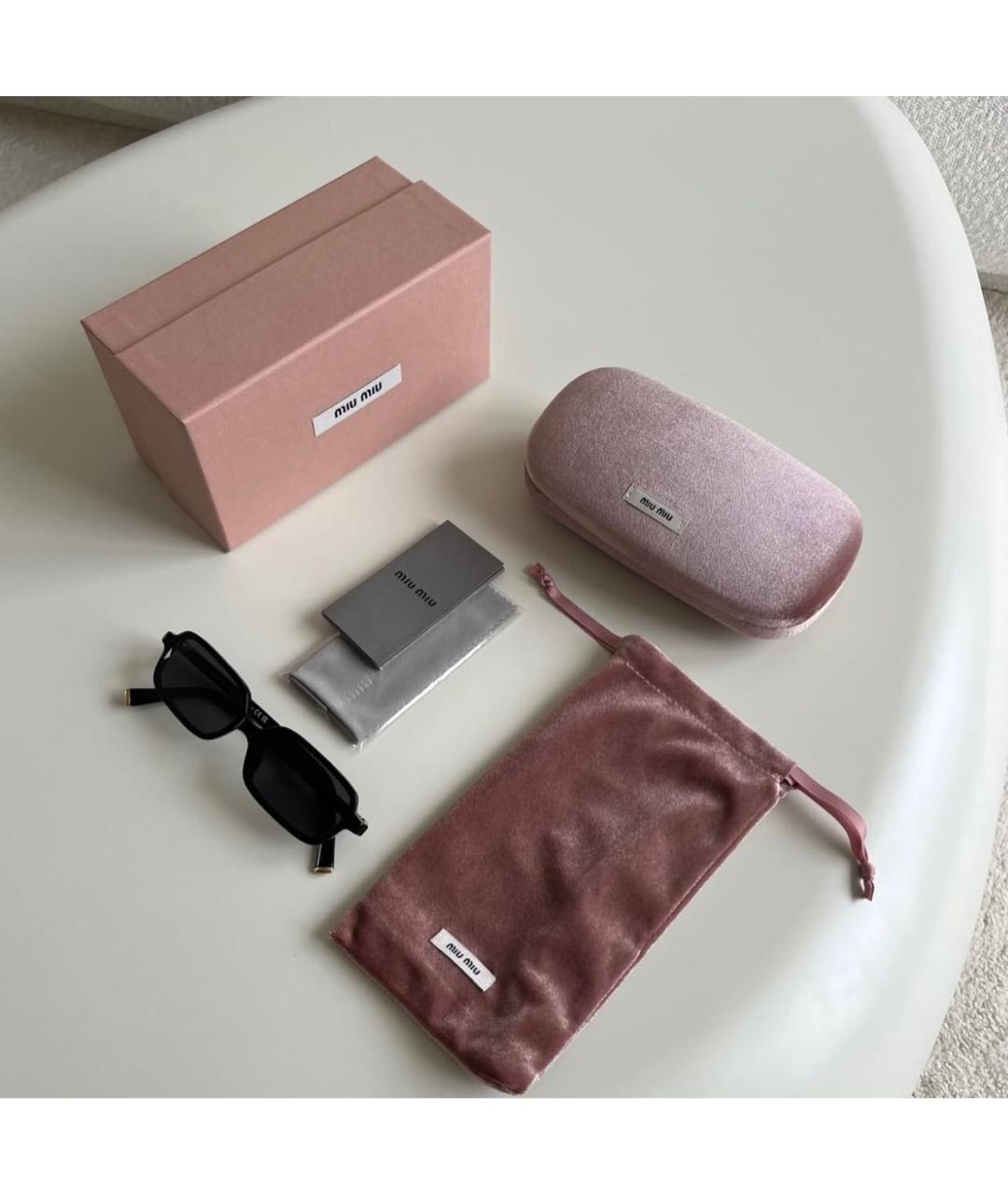 MIU MIU Черные пластиковые солнцезащитные очки, фото 3