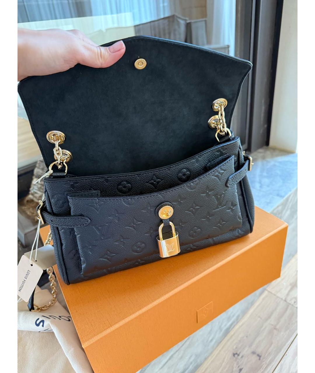 LOUIS VUITTON Черная кожаная сумка через плечо, фото 4