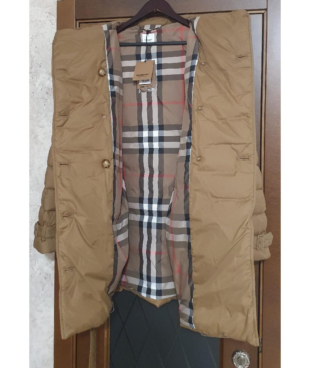 BURBERRY Горчичный полиамидовый пуховик, фото 5