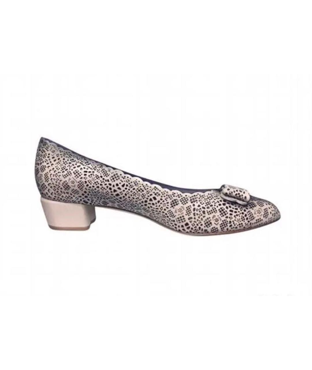 FERRAGAMO Бежевые кожаные туфли, фото 1