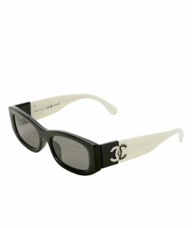 CHANEL Солнцезащитные очки