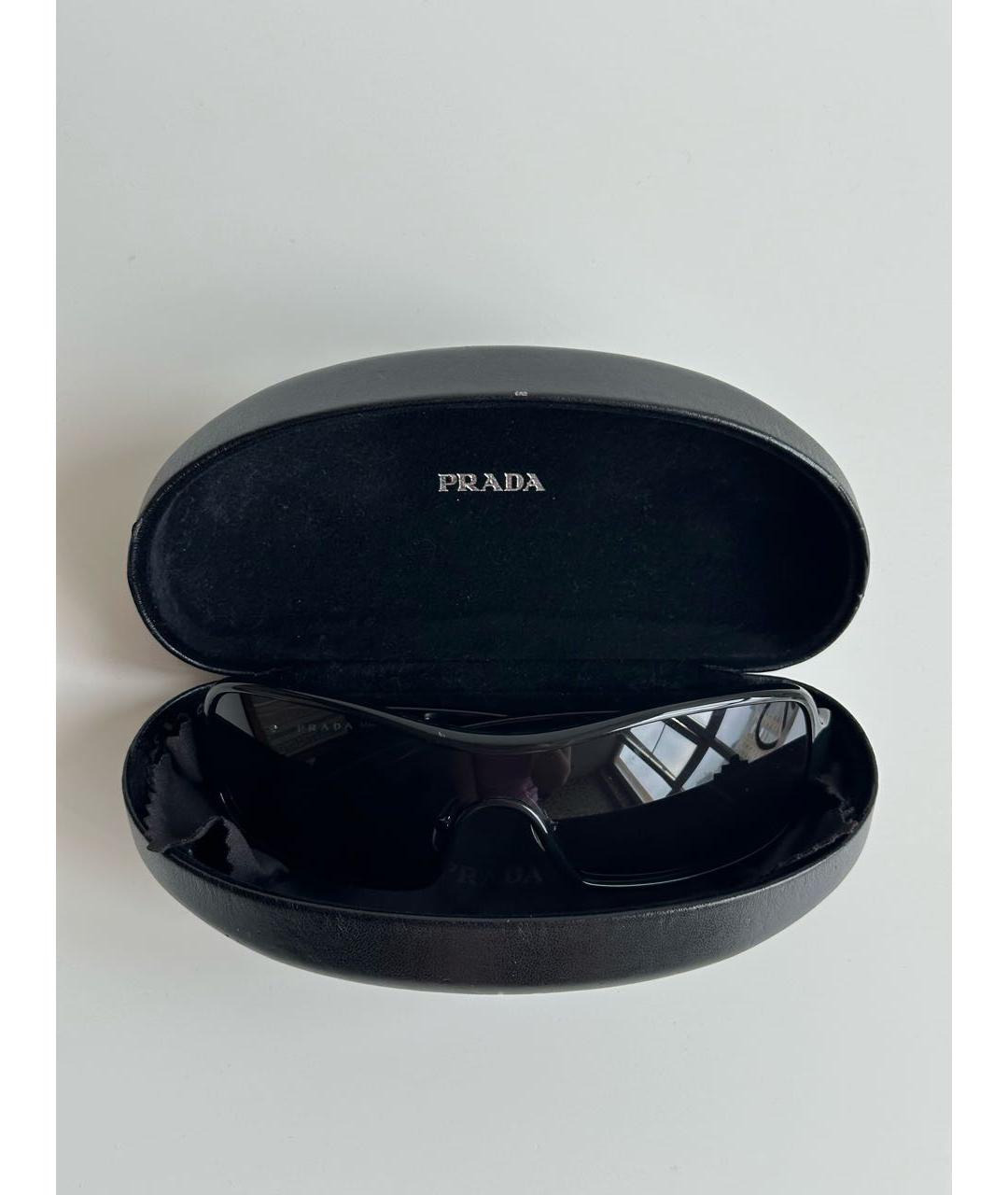 PRADA Черные пластиковые солнцезащитные очки, фото 5