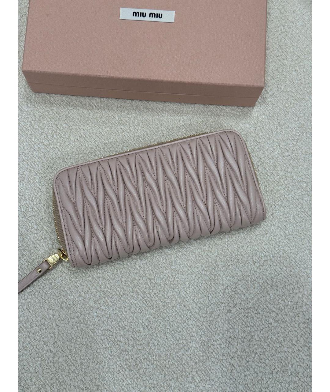MIU MIU Бежевый кожаный кошелек, фото 5