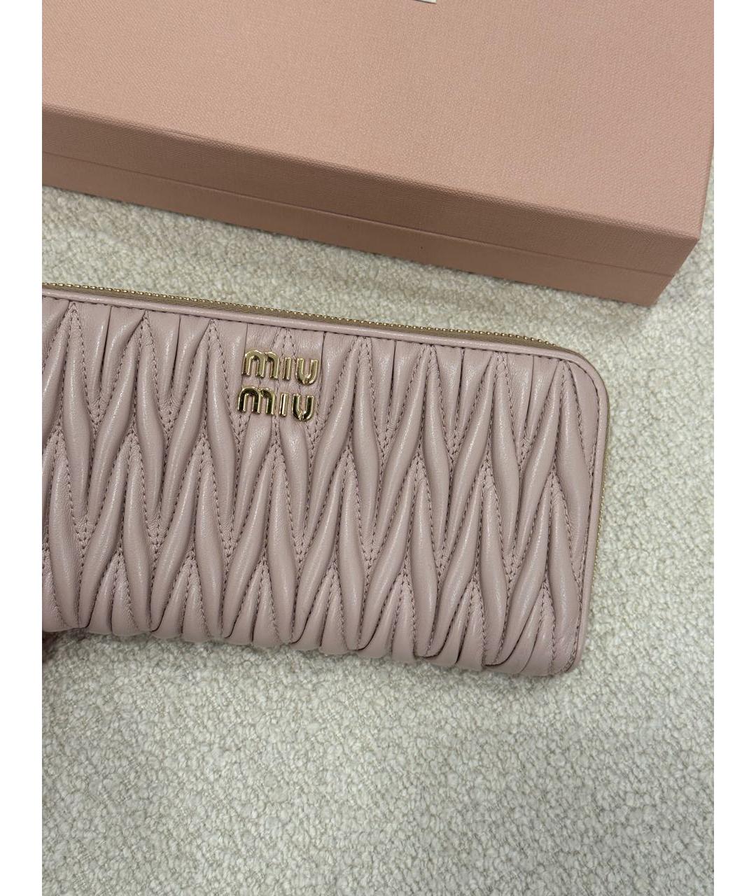 MIU MIU Бежевый кожаный кошелек, фото 3