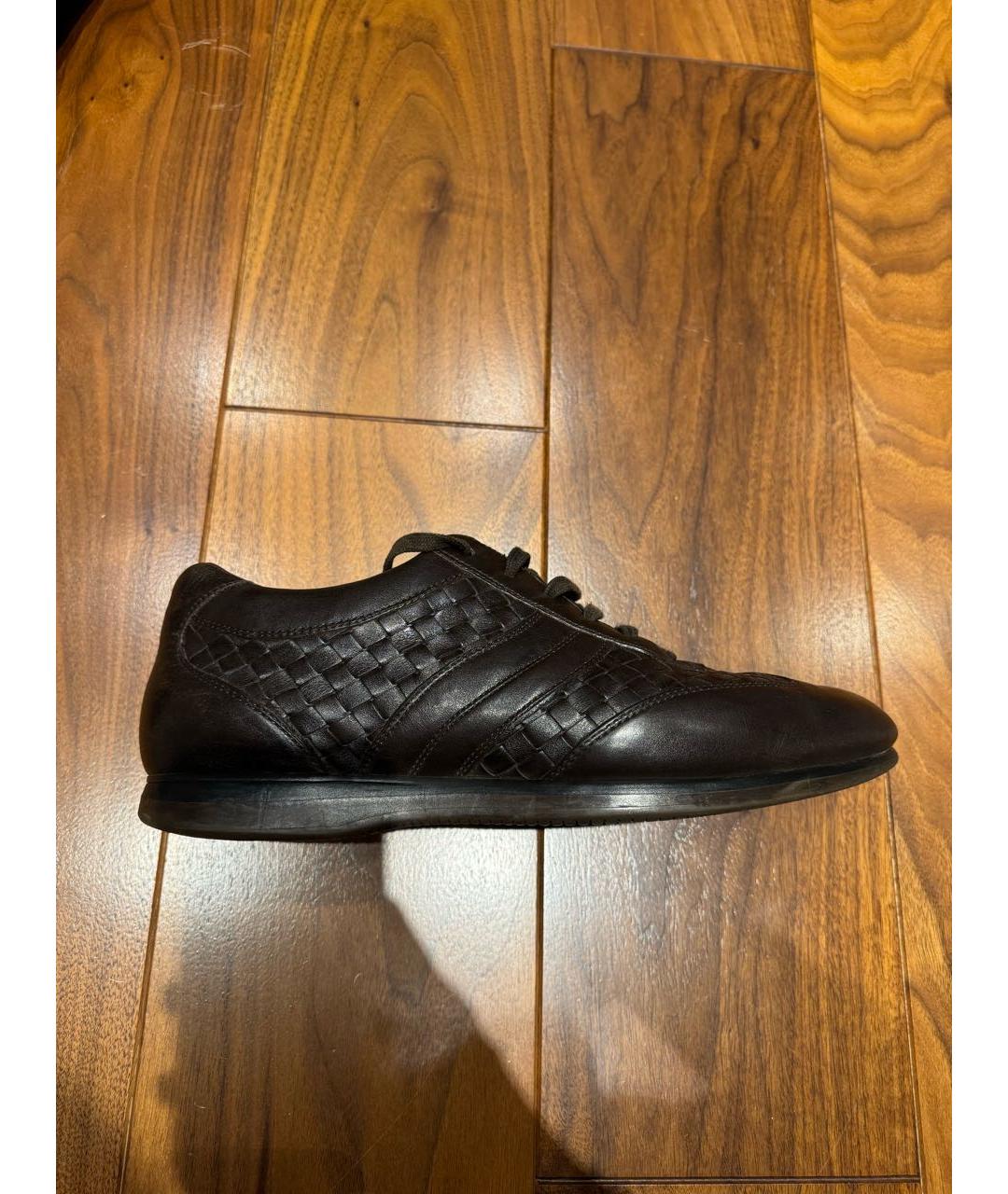 BOTTEGA VENETA Коричневые кожаные низкие кроссовки / кеды, фото 5