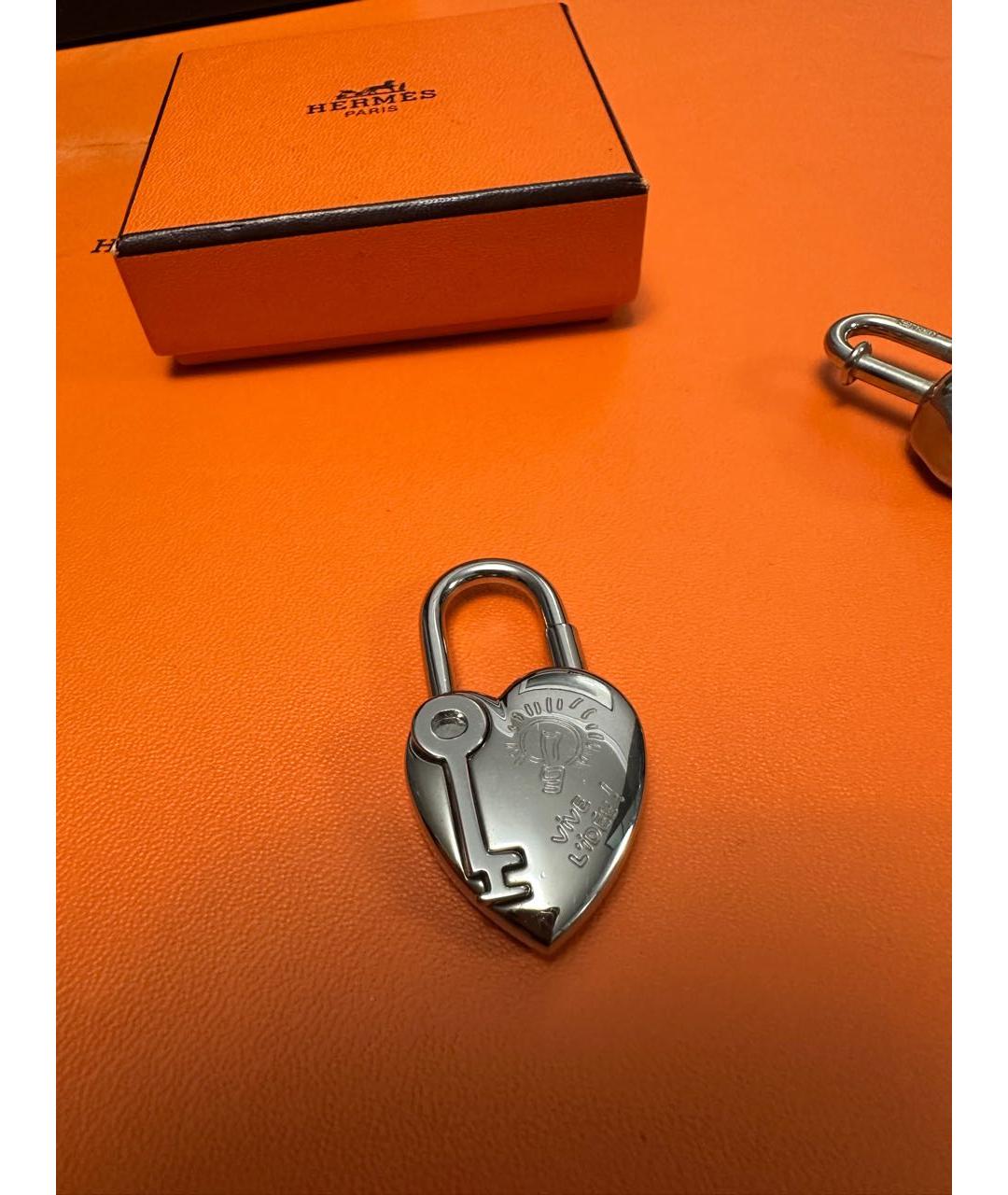 HERMES Серебрянный брелок, фото 5