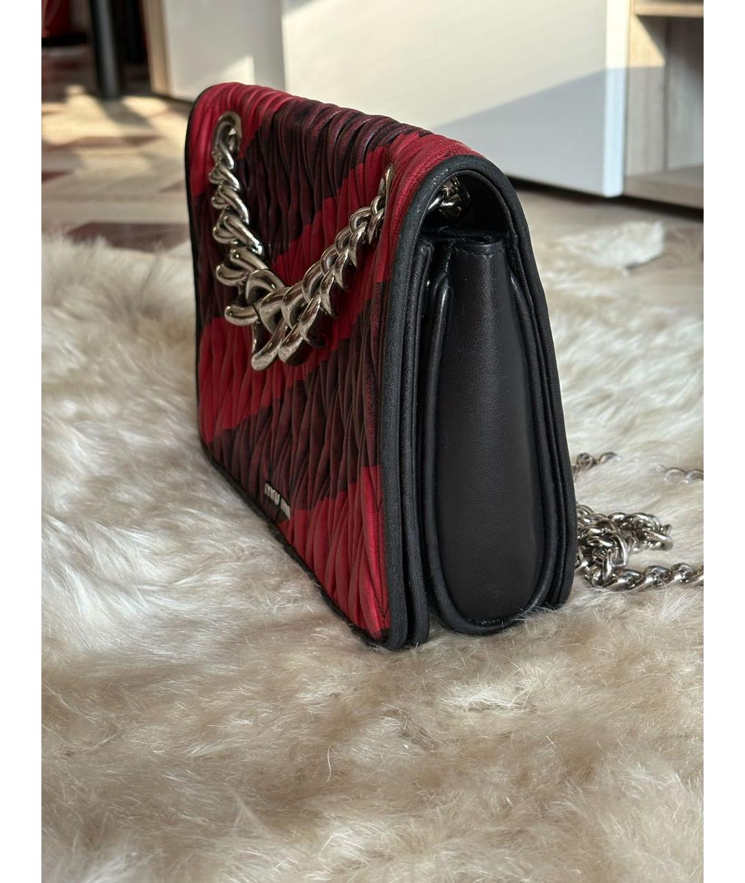 MIU MIU Черная кожаная сумка через плечо, фото 2