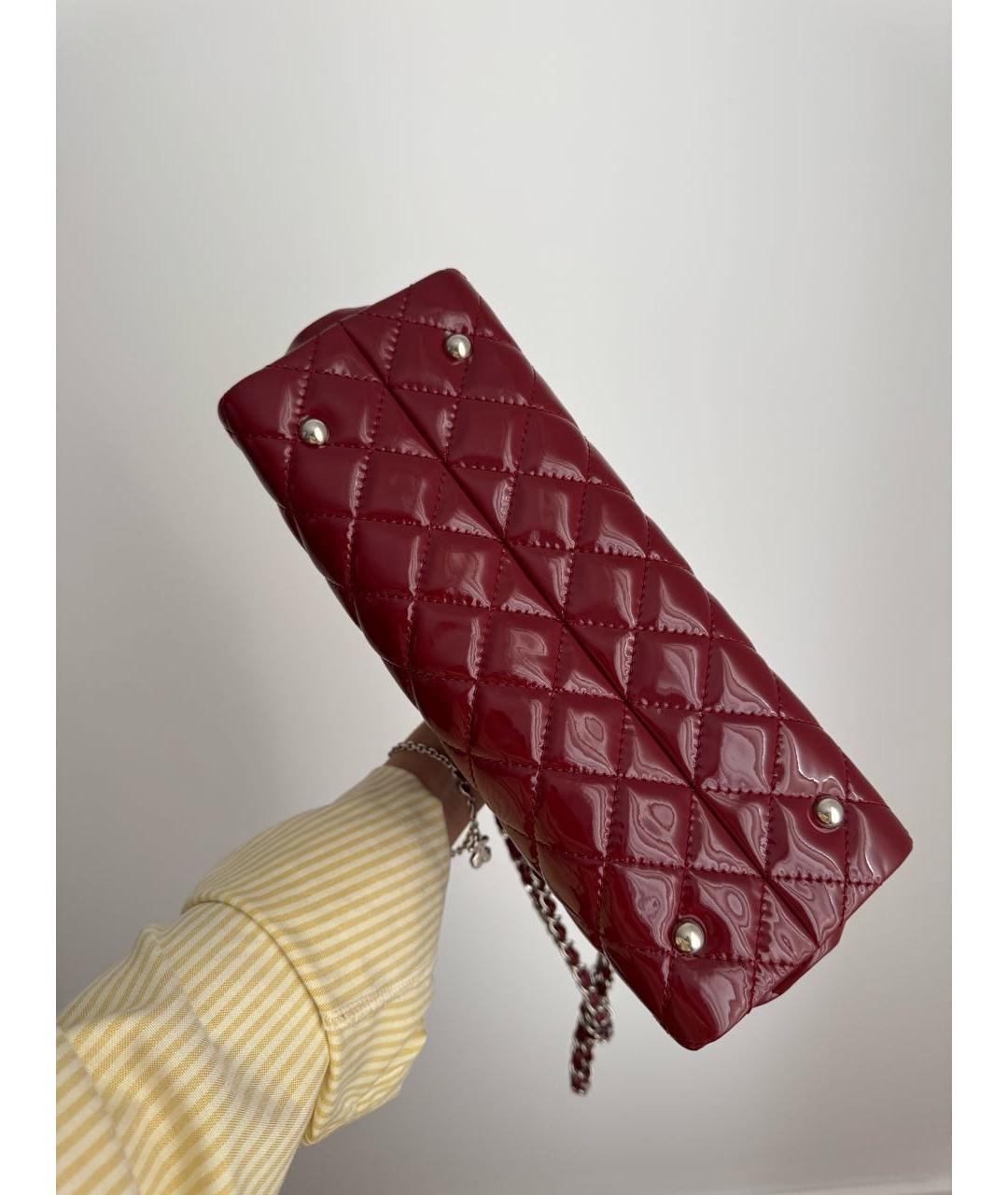 CHANEL Бордовая сумка тоут из лакированной кожи, фото 4