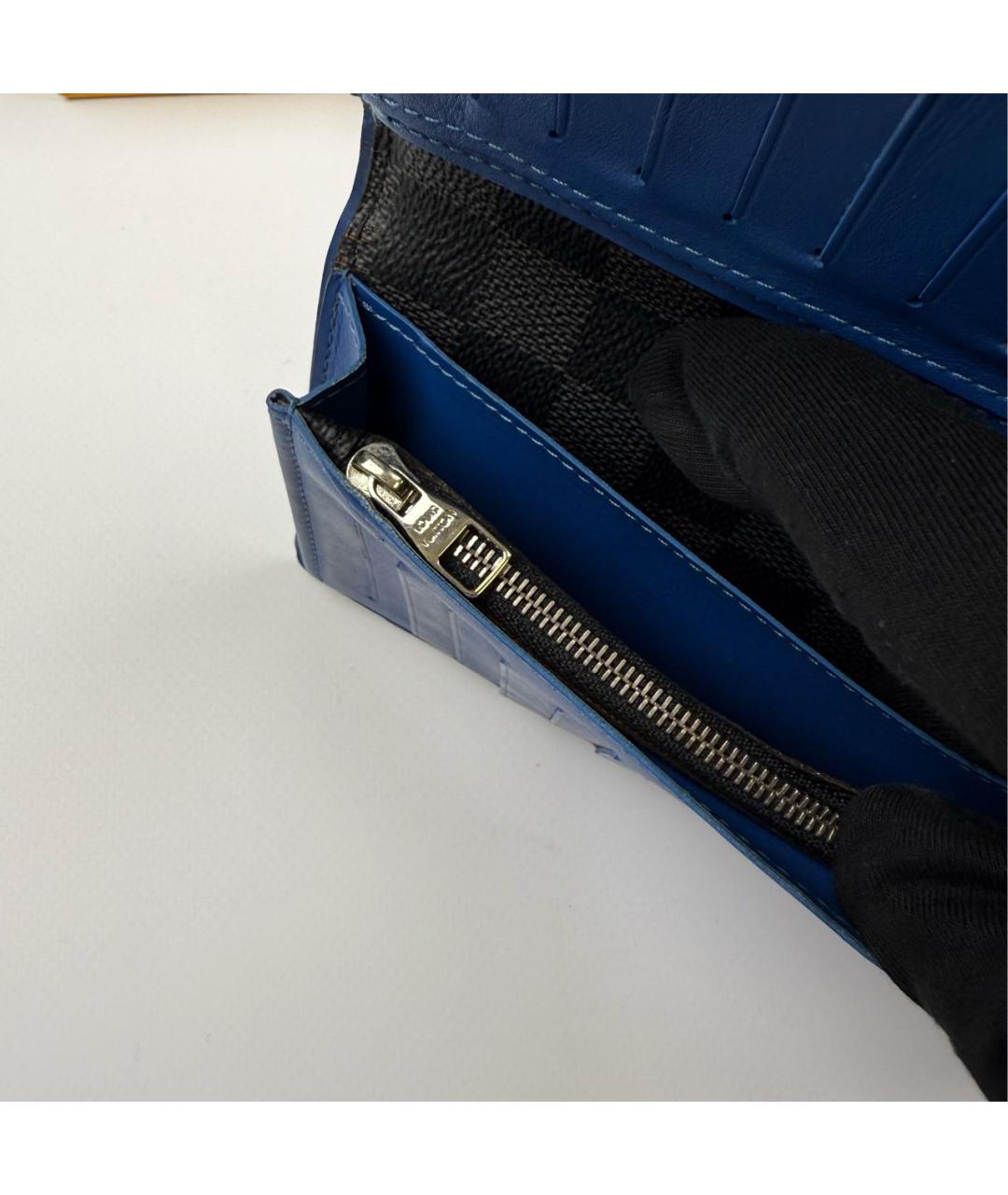 LOUIS VUITTON Антрацитовый кожаный кошелек, фото 4