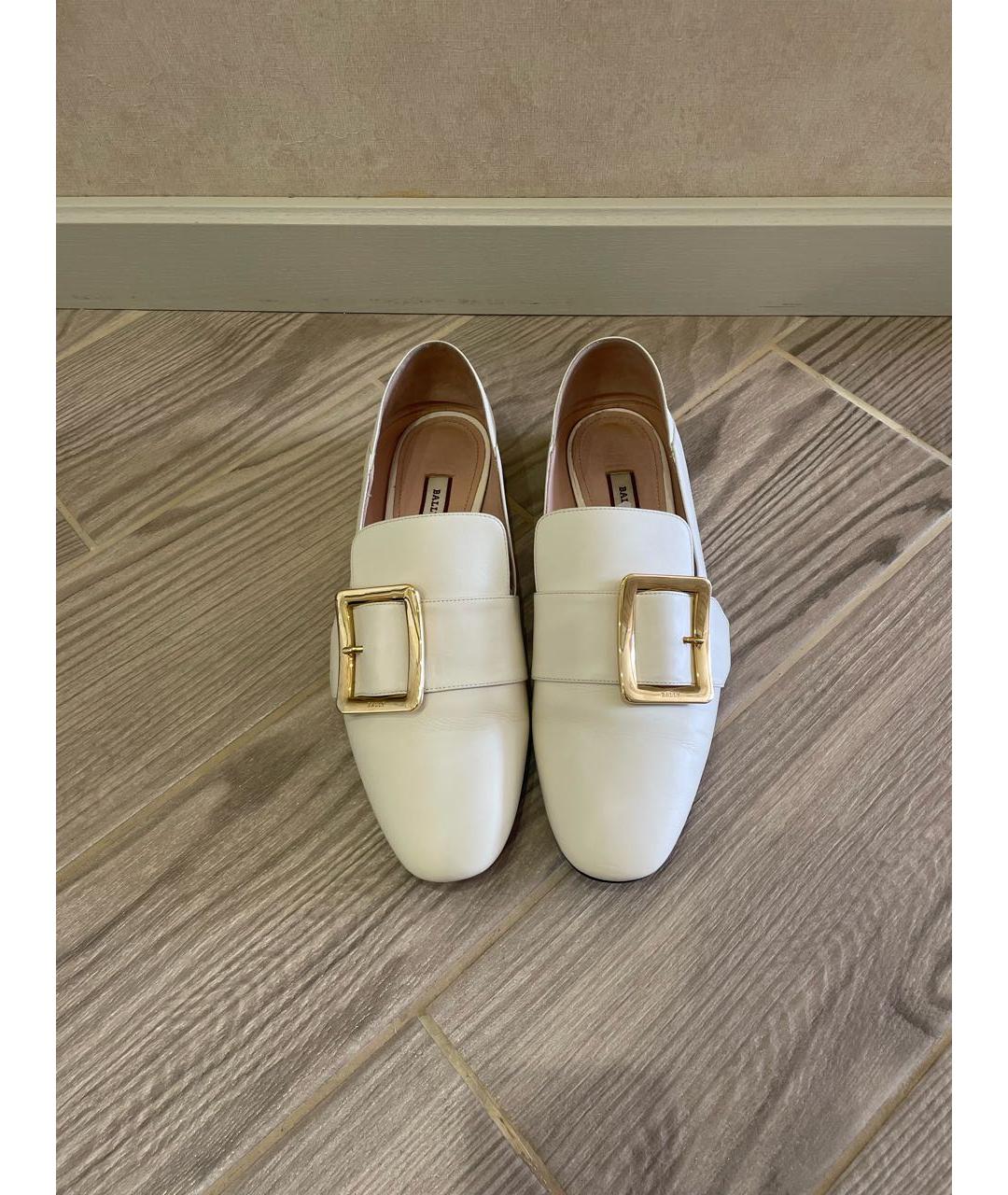 BALLY Бежевые кожаные лоферы, фото 2