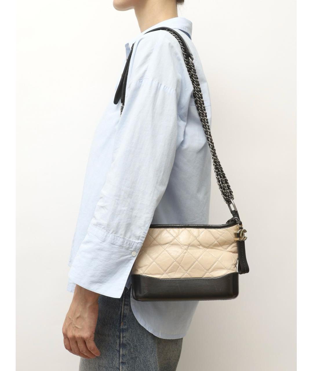 CHANEL Бежевая кожаная сумка через плечо, фото 2