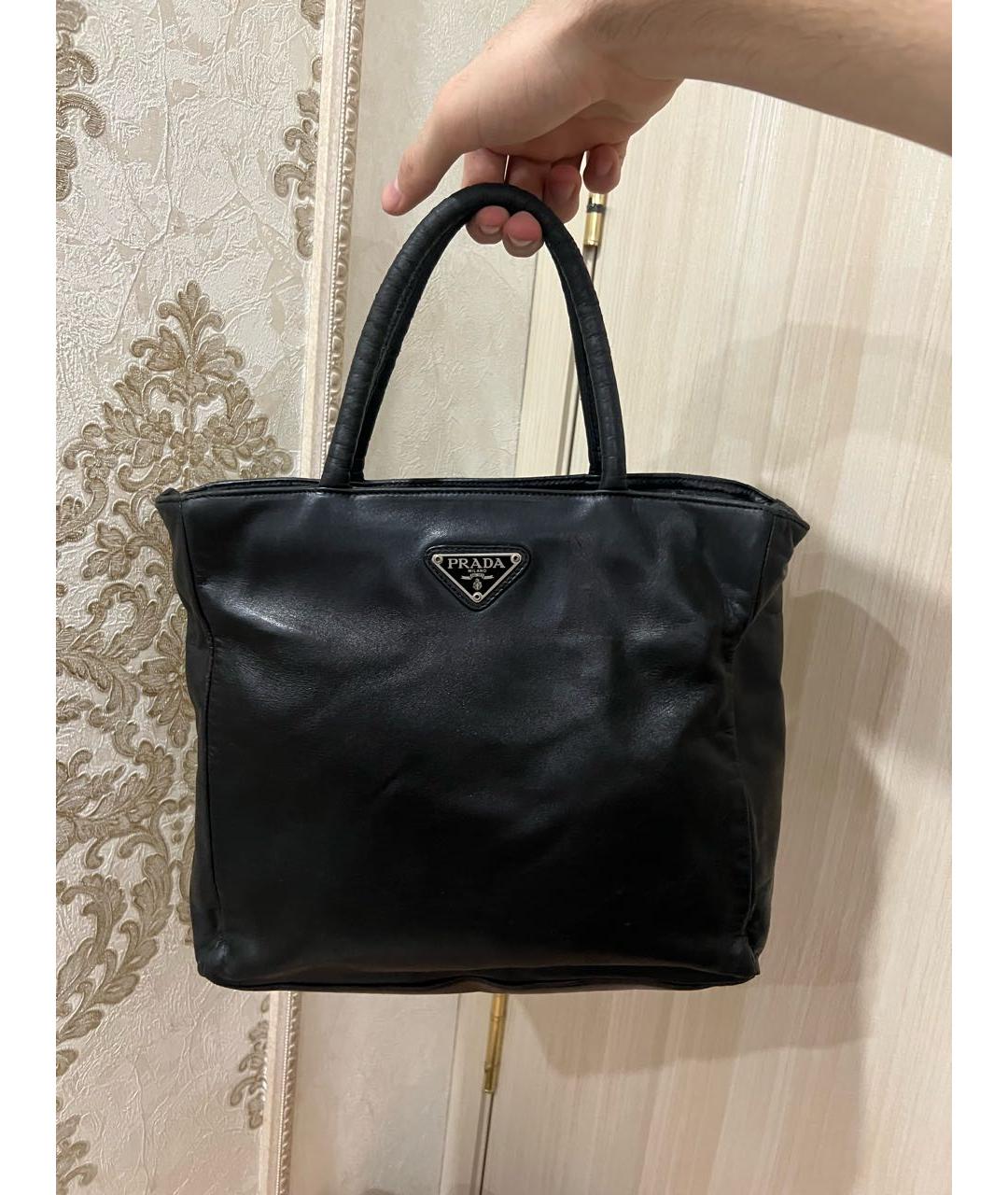 PRADA Черная кожаная сумка с короткими ручками, фото 5