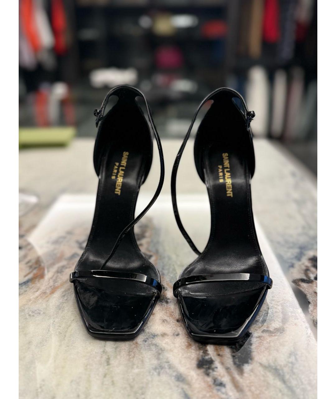 SAINT LAURENT Черные босоножки из лакированной кожи, фото 2