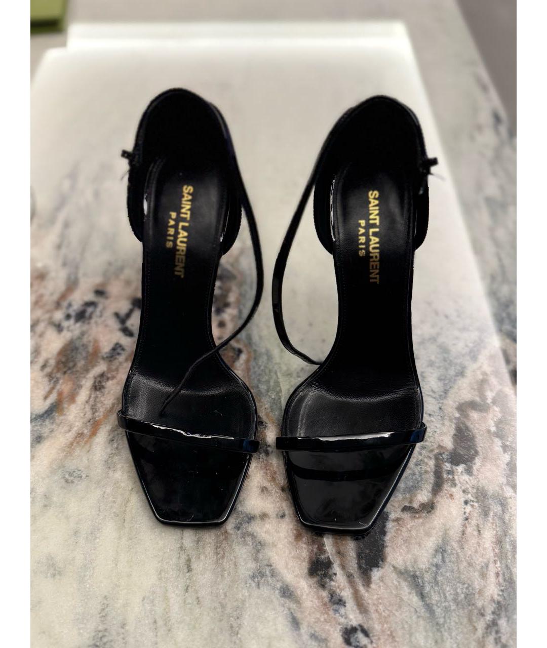SAINT LAURENT Черные босоножки из лакированной кожи, фото 3