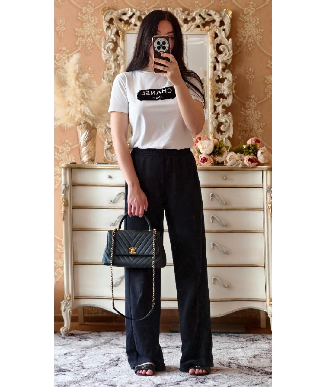 CHANEL Черная кожаная сумка с короткими ручками, фото 5