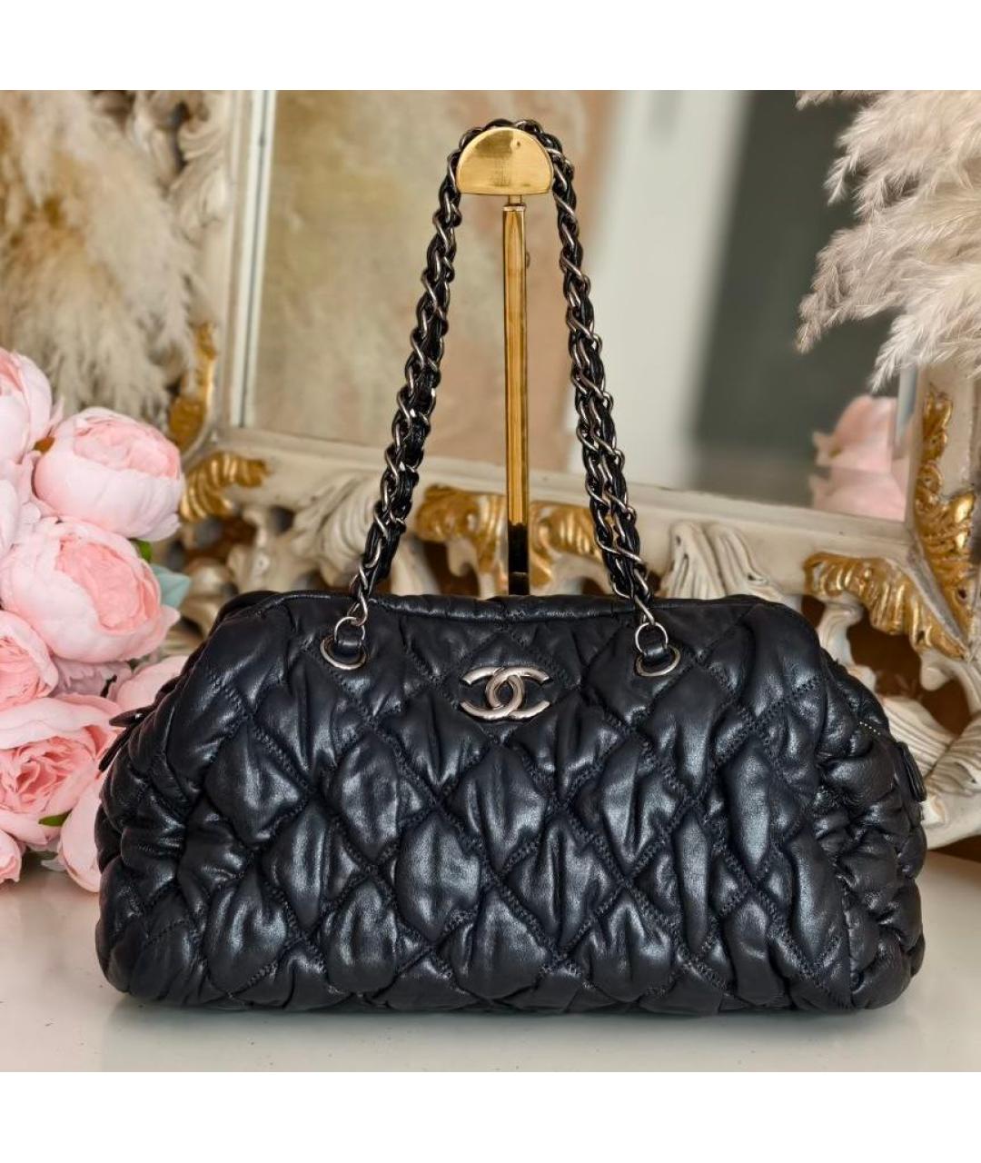 CHANEL Черная кожаная сумка через плечо, фото 4