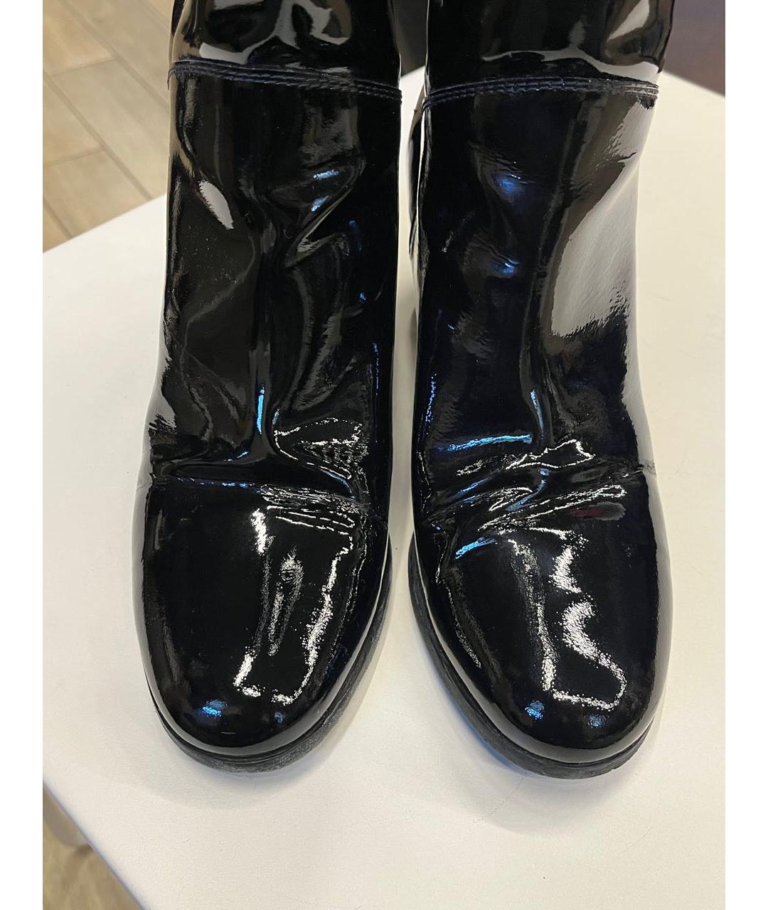 CHANEL Черные сапоги из лакированной кожи, фото 4