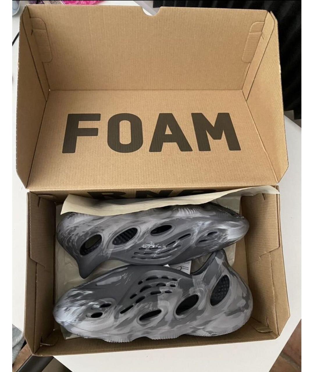 ADIDAS YEEZY Антрацитовые резиновые шлепанцы, фото 4